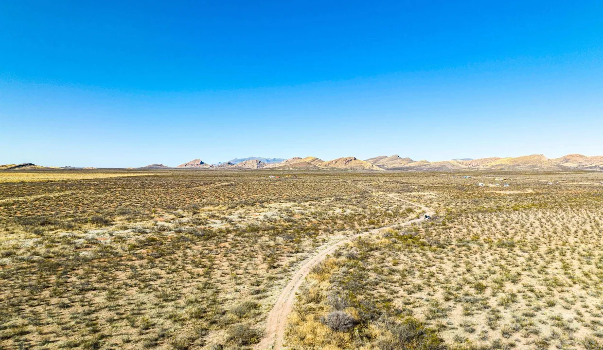 406-30-215 Drone Access Road looking N
