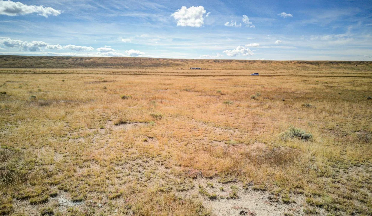 71552810 Center Looking SE