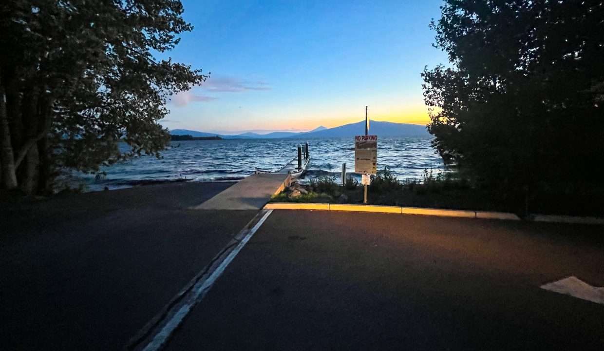 225143-28-Agency Lake boat launch