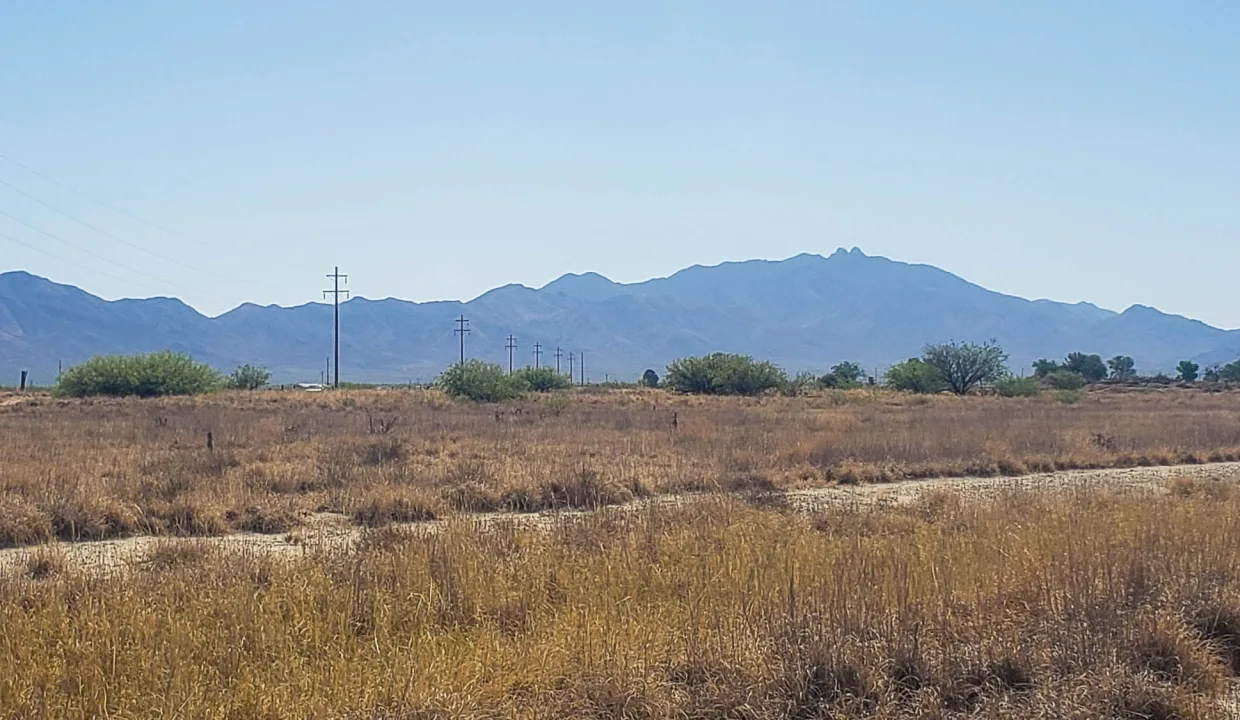 203-58-671-looking east from the properties along the power line