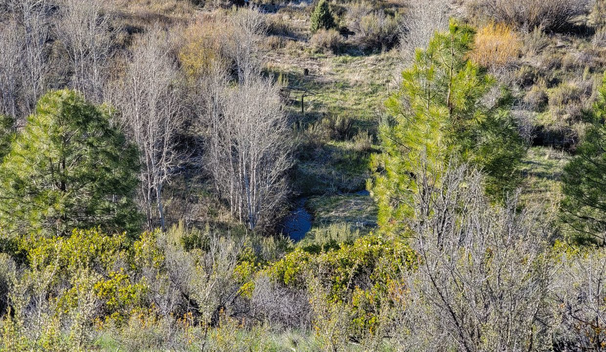 3510-014B0-03700 Creek