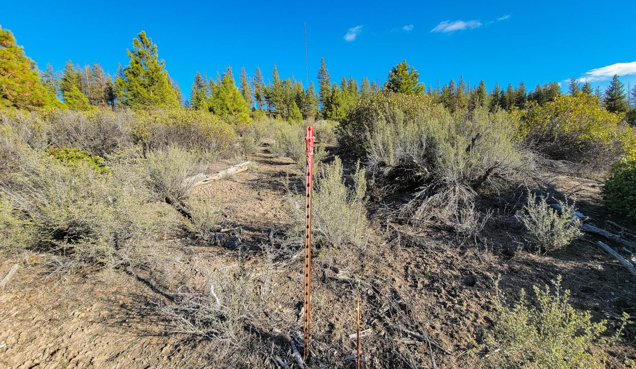 3510-014B0-03700 SE Corner Marker 2