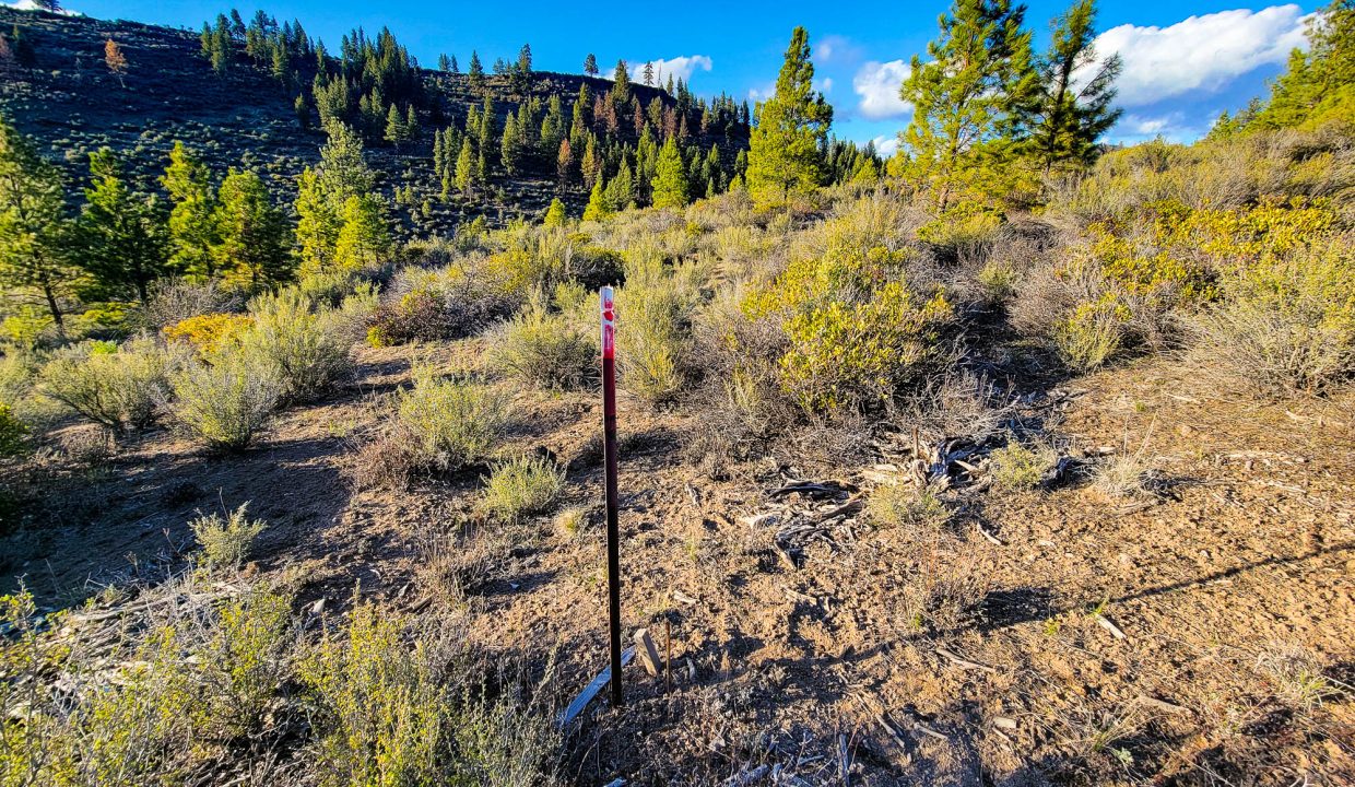 3510-014B0-04300 NW Corner Marker