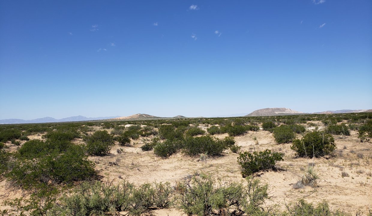 X57700031800370-South East view of the property (1)