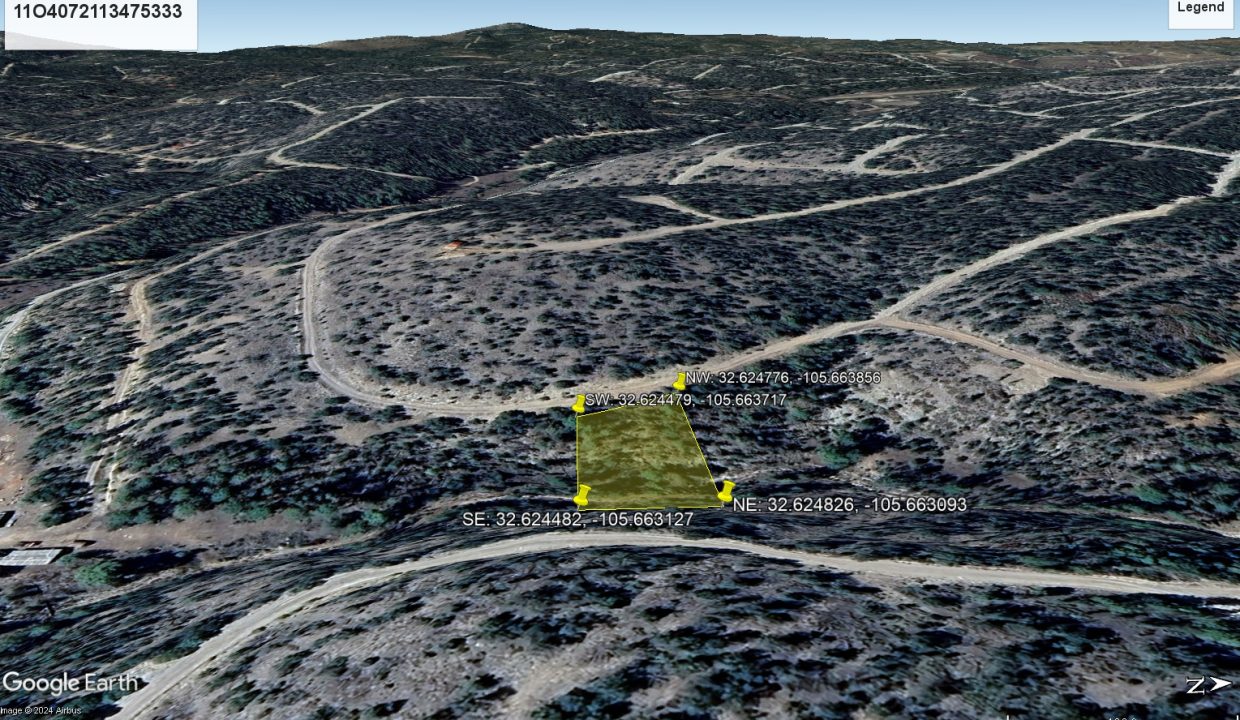 11O4072113475333_GE_Looking East