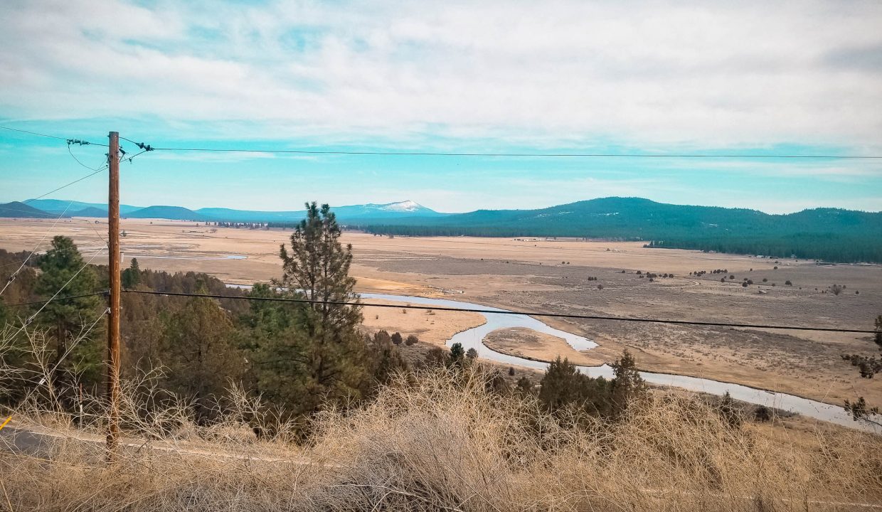 looking S over the sprague river from the road out