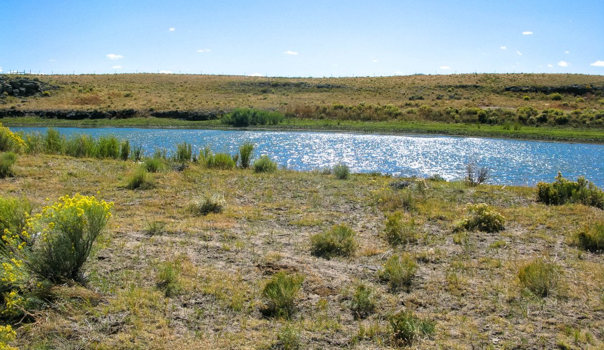 715-32-020_river_look_SW